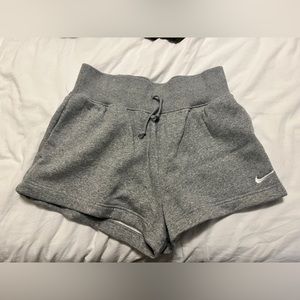 Nike Phoenix Fleece High Waisted Short